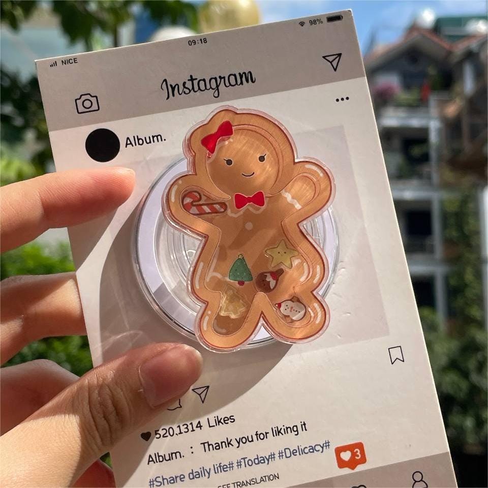 Smiling Gingerbread Man MagSafe Phone Grip: Cute Christmas Magnetic Phone Holder, Smiling Cookie Popgrip, Xmas Gift Ideas